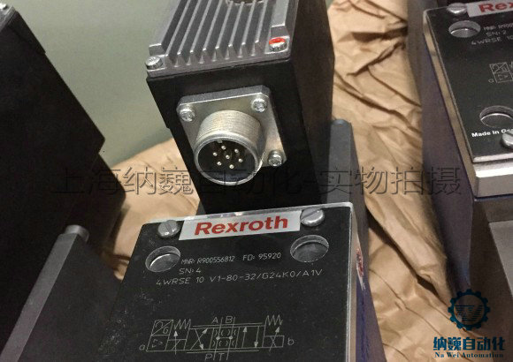 Distributeur Hydraulique Rexroth 4WRSEH 6 V50LD-30/G24K0/A1V + Régulateur - Occasion